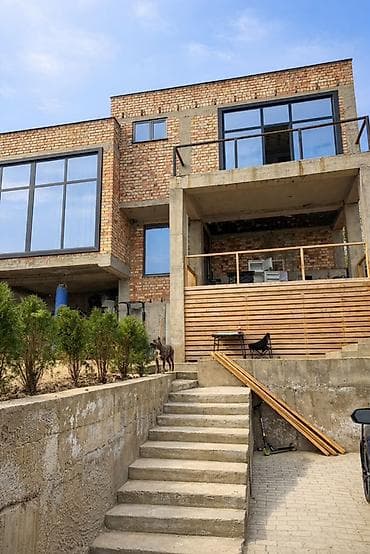 ✨СРОЧНО продаем ДОМ ✨5 - комнат, терраса, балкон ✨Дом с ремонтом и — 1