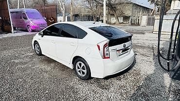 bmw e30: Toyota Prius: 2012 г., 1.8 л, Вариатор, Гибрид, Седан — 6
