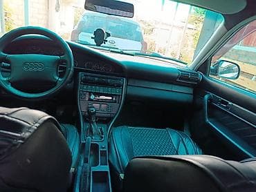 аули с4: Audi 100: 1994 г., 2.6 л, Механика, Бензин, Седан — 1