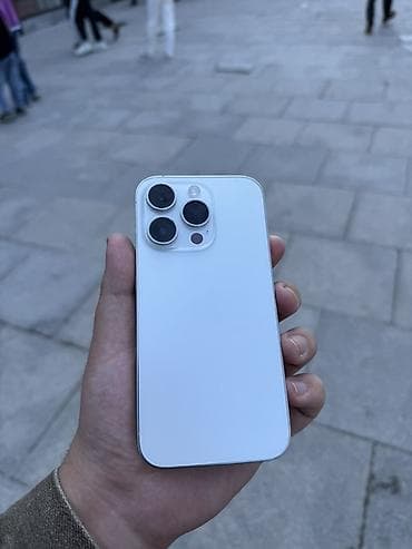 IPhone 14 Pro, Б/у, 256 ГБ, Серебристый, 76 %