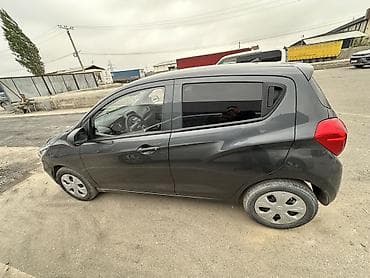 Транспорт: Chevrolet Spark: 2019 г., 1 л, Автомат, Бензин, Хетчбек — 4