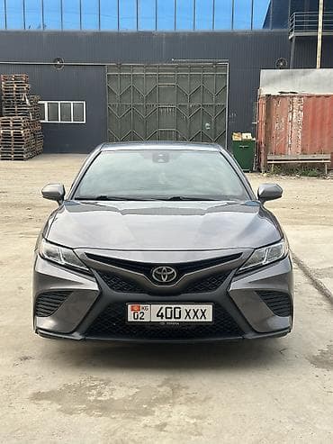 Транспорт: Toyota Camry: 2018 г., 2.5 л, Бензин, Седан — 1
