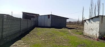 продаю гараж в токмоке: Продаётся частный дом с участком. Описание объекта: - Одноэтажный дом — 9