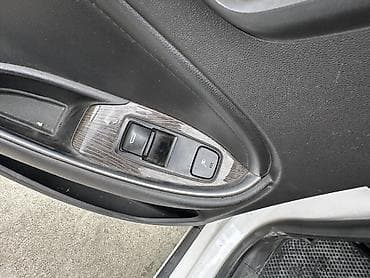 Транспорт: Chevrolet Malibu: 2017 г., 2 л, Автомат, Бензин, Седан — 7