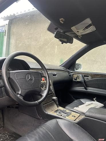 салон на мерседес: Mercedes-Benz E-Class: 1996 г., 3.2 л, Автомат, Бензин, Седан — 5