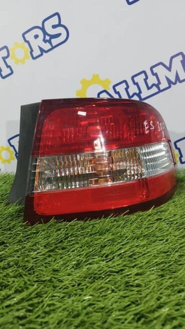 Задний правый стоп-сигнал Lexus Б/у, Оригинал