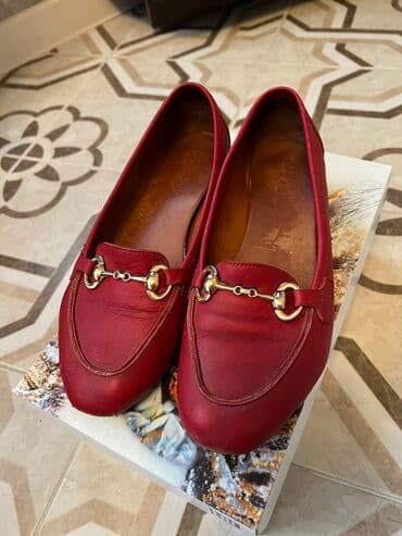 Туфли: Кожаные лоферы. Натуральная кожа. Состояние 9/10 . Покупала в LION — 1