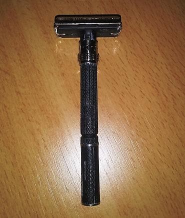 Велосипеддер: Винтажный металлический бритвенный станок с изменяемым углом наклона — 2