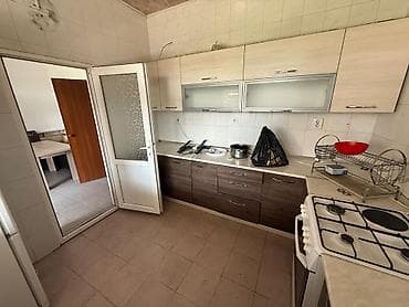 Кыймылсыз мүлк: 250 м², 6 бөлмө, Жылытылган, Кондиционер, Унаа токтотуучу жай — 6