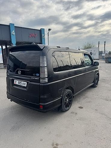 вампер на степ: Honda Stepwgn: 2003 г., 2 л, Автомат, Бензин, Минивэн — 4