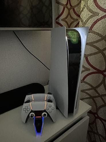 PS5 (Sony PlayStation 5): Игровая консоль Sony PlayStation 5 (версии с дисководом) с комплектом — 1