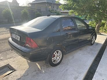 lande rover: Ford Focus: 2002 г., 2 л, Автомат, Бензин, Седан — 3