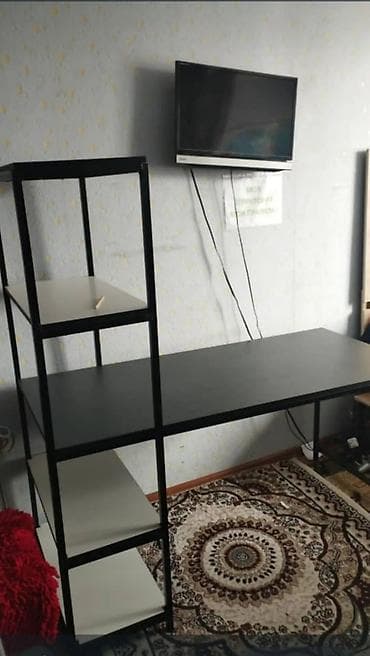 Пуфики: Продаю а) столик лофт (2шт) журнальный комплект 2 шт высота — 3