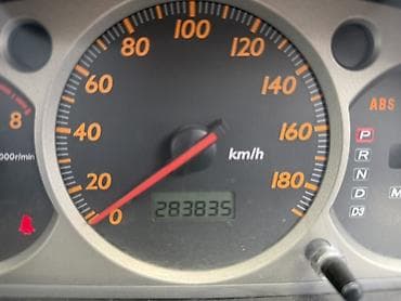 машина берем: Honda Stream: 2002 г., 2 л, Автомат, Бензин, Минивэн — 7