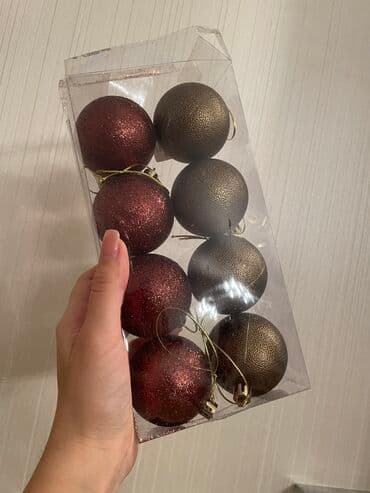 гелевые шары: Елочные игрушки на заснеженную елку. Три размера. Диаметр от 6 до 10 — 7