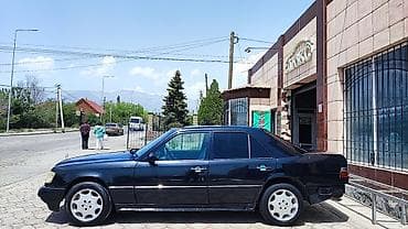 монитор соната дн8: Mercedes-Benz W124: 1994 г., 3.2 л, Автомат, Бензин, Седан — 3