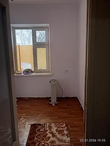 советский скрябина: 1 комната, 31 м², 105 серия, 1 этаж, Старый ремонт — 2
