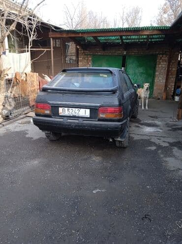 гетз крыло: Mazda 323: 1987 г., 1.5 л, Механика, Бензин, Купе — 4