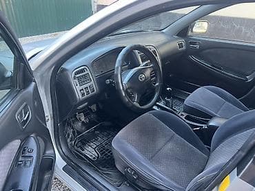 универсал автомат: Toyota Avensis: 2002 г., 1.8 л, Ручные, Бензин, Универсал — 6