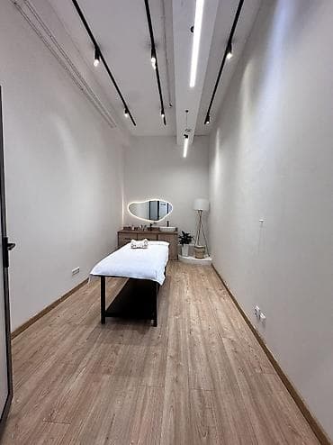 адрес офис: Аренда офисов, 80 м², В жилом комплексе, 1 линия, С оборудованием, С отдельной кухней — 6