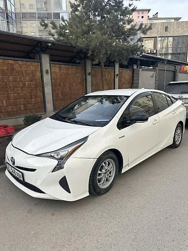 tayota progres: Toyota Prius: 2016 г., 1.8 л, Вариатор, Гибрид, Хэтчбэк — 1