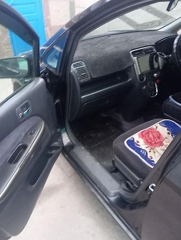 транс: Honda Stream: 2002 г., 1.7 л, Автомат, Бензин, Минивэн — 8