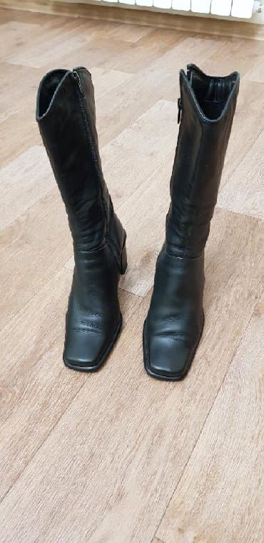 женские зимние сапоги из натуральной кожи и меха: Продаю б/у кожаные демисезонные сапожки женские (италия). В отличном — 6
