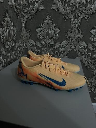 валейболный зал: Футбольные бутсы Nike Mercurial с технологией Air Zoom.Новый 38 размер — 1