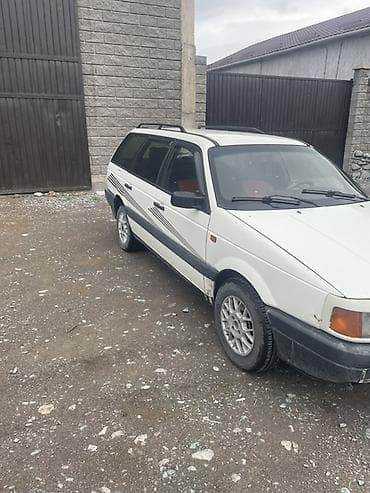 Volkswagen Passat Variant: 1992 г., 1.8 л, Ручные, Бензин, Универсал
