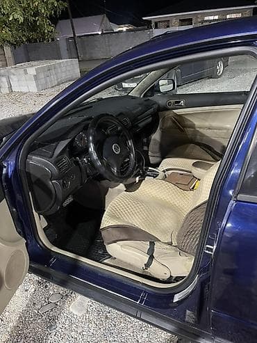 Volkswagen Passat: 2000 г., 1.8 л, Автомат, Бензин, Седан at lalafo.kg Volkswagen Passat: 2000 г., 1.8 л, Автомат, Бензин, Седан