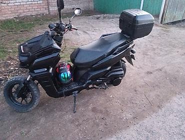 monoblok r18: Скутер/мопед городского типа, черный. уступка будит риальным клиентам — 1