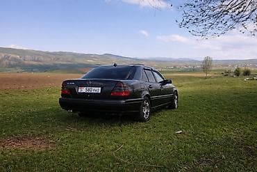 авто ру кыргызстан бишкек: Mercedes-Benz 220: 1994 г., 2.2 л, Кол менен иштөөчү, Бензин, Седан — 2