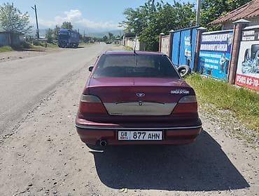 тико 2: Daewoo Nexia: 2007 г., 1.5 л, Кол менен иштөөчү, Бензин, Седан — 4