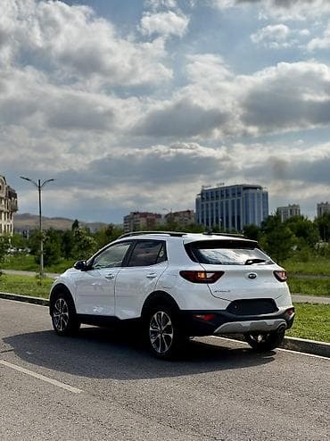 Kia Stonic: 2020 г., 1.4 л, Автомат, Бензин, Кроссовер — 4