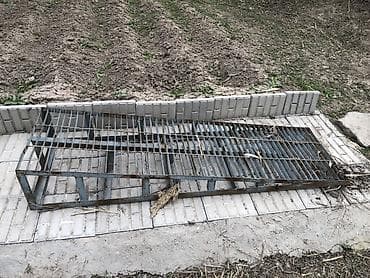 страпила бу: Металлические пандусы/трапы из решётчатого настила - Материал — 1