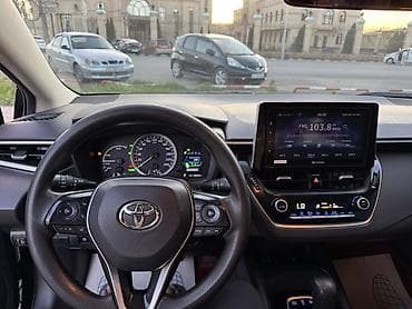 crv 1: Toyota Corolla: 2020 г., 1.8 л, Вариатор, Гибрид, Седан — 5
