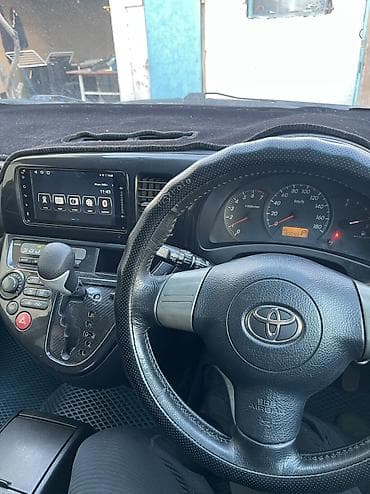 bmw e92: Toyota WISH: 2003 г., 1.8 л, Автомат, Бензин, Минивэн — 10