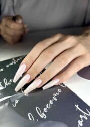 сколько стоит обучение на мастера маникюра: Выравнивание, Гель лак, шеллак, Дизайн, Педикюр, Маникюр, Консультация, Одноразовые расходные материалы — 14