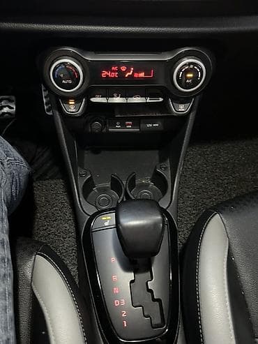yuan plus byd: Kia Morning: 2020 г., 1 л, Автомат, Бензин, Хэтчбэк — 10