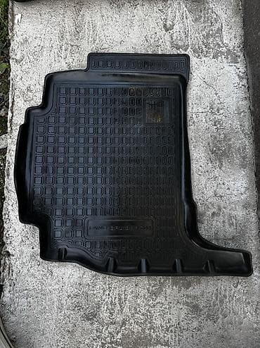 sprinter 315: Родные Резиновые Полики Для салона Toyota, цвет - Черный, Б/у, Самовывоз — 4