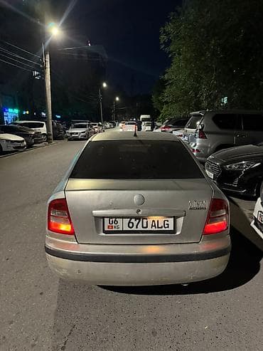чери: Skoda Octavia: 2005 г., Седан — 4