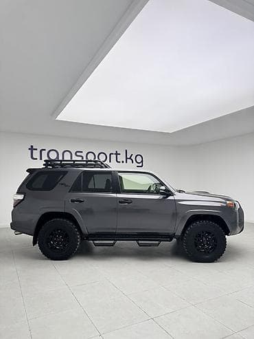 Транспорт: Toyota 4Runner: 2021 г., 4 л, Автомат, Бензин, Внедорожник — 6