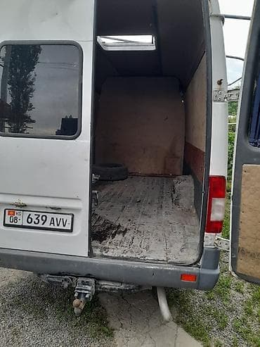 двигател на спринтер бензиновый 2 3: Легкий грузовик, Mercedes-Benz — 4