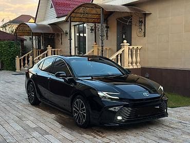 camry gibrid: Toyota Camry: 2025 г., Гибрид, Седан — 5