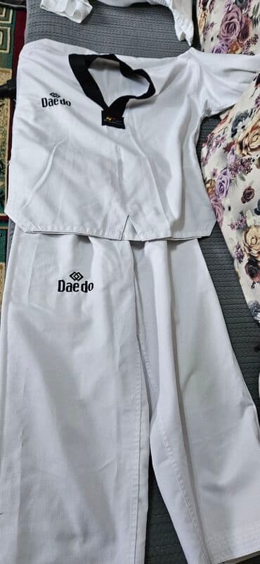 Бутсы: Форма для таэквондо,,5-6 лет и 13-14 лет — 2