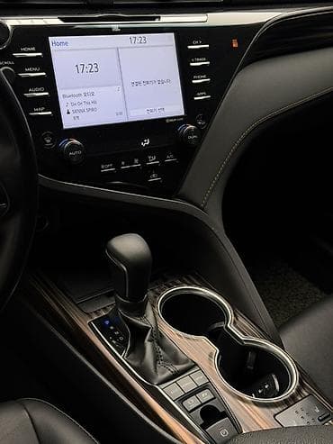 Продажа авто: Toyota Camry: 2019 г., 2.5 л, Вариатор, Гибрид, Седан — 9
