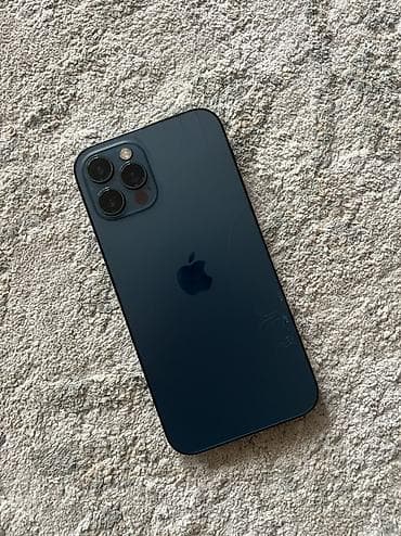 IPhone 12 Pro, 256 ГБ, Чехол, 79 %
