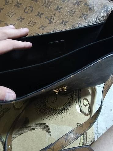 apple magic mouse 2: Классическая сумка, Louis Vuitton, Материал: Искусственная кожа, Регулируемый ремень, Женские, Б/у — 3