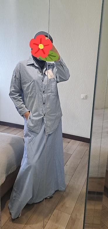 second hand: Двойка из тонкой хлопковой джинсы, новая Брак в рубашке: немного — 1