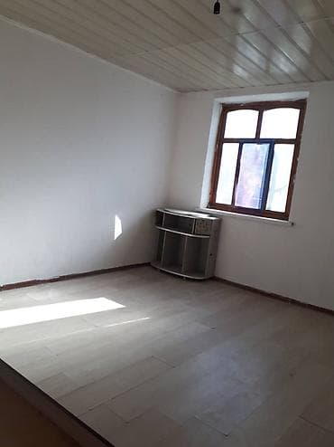 ищу салон красоты: Сдаётся небольшая квартира-студия с отдельной комнатой в районе ж/м — 2